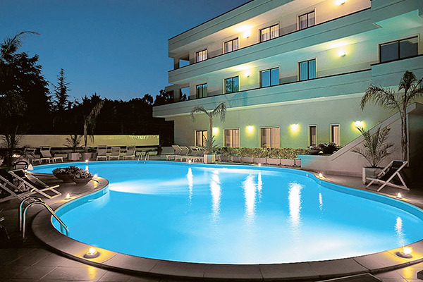 HOTEL CLORINDA 4* - Capaccio (SA) A 3 km dal sito archeologico di Paestum