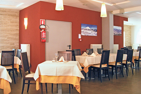 DOLOMITI CHALET FAMILY HOTEL 3* - Vason del Monte Bondone (TN) Family Hotel 3* Low cost sulle Dolomiti