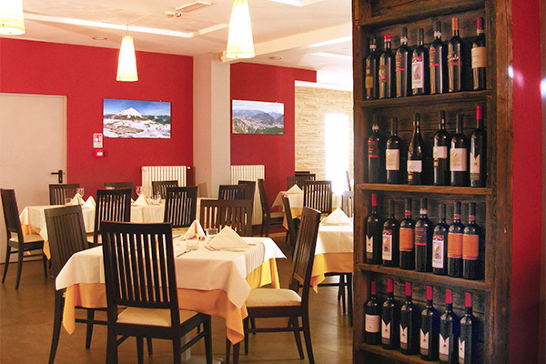 DOLOMITI CHALET FAMILY HOTEL 3* - Vason del Monte Bondone (TN) Family Hotel 3* Low cost sulle Dolomiti