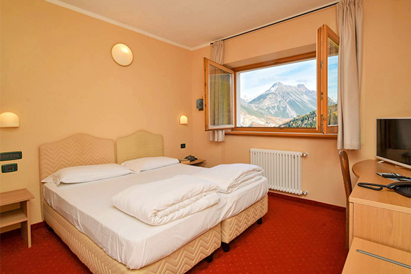 CH HOTEL SAN CARLO 3* - Valdidentro (SO) A 100 metri dalle piste
