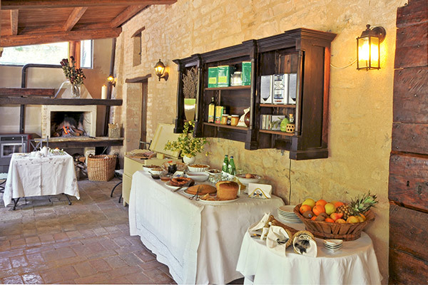 AGRITURISMO LA MAESTA' - Foligno (PG) Quiete, accoglienza e buona cucina