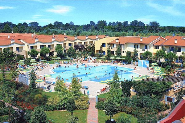 APARTHOTEL MARCO POLO RESORT - Bibione (VE) A 500 metri dalla spiaggia