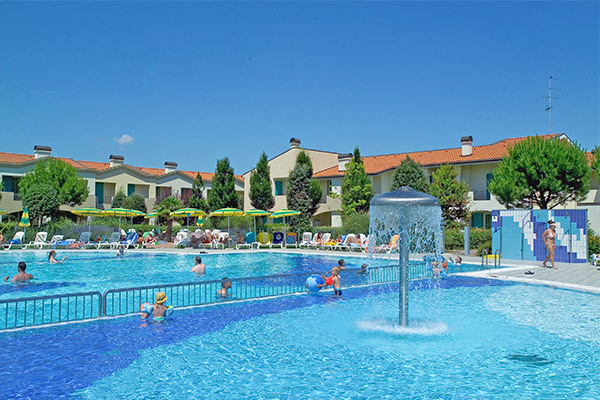 APARTHOTEL MARCO POLO RESORT - Bibione (VE) A 500 metri dalla spiaggia