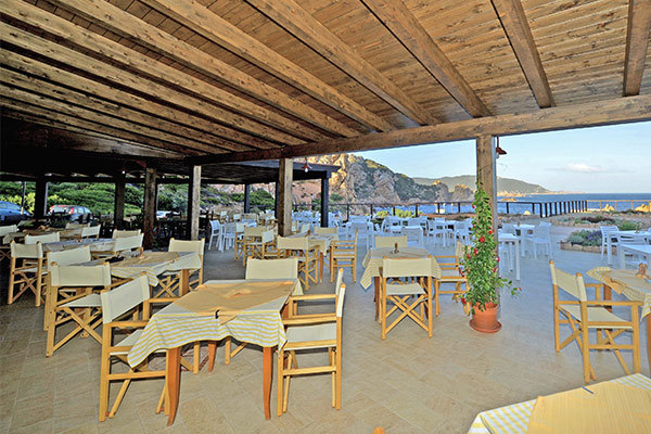 HOTEL COSTA PARADISO 4* - Trinità d'Agultu e Vignola (SS) Hotel di charme, panorama unico, a 700 metri dalla spiaggia di Li Cossi
