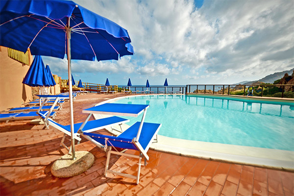 HOTEL COSTA PARADISO 4* - Trinità d'Agultu e Vignola (SS) Hotel di charme, panorama unico, a 700 metri dalla spiaggia di Li Cossi
