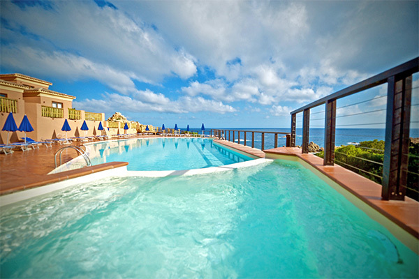 HOTEL COSTA PARADISO 4* - Trinità d'Agultu e Vignola (SS) Hotel di charme, panorama unico, a 700 metri dalla spiaggia di Li Cossi