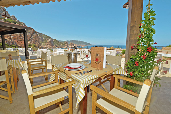 HOTEL COSTA PARADISO 4* - Trinità d'Agultu e Vignola (SS) Hotel di charme, panorama unico, a 700 metri dalla spiaggia di Li Cossi