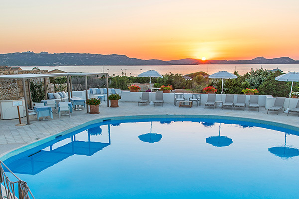 GRAND RELAIS DEI NURAGHI 5* - Baja Sardinia (OT) Con vista sul Golfo di Arzachena