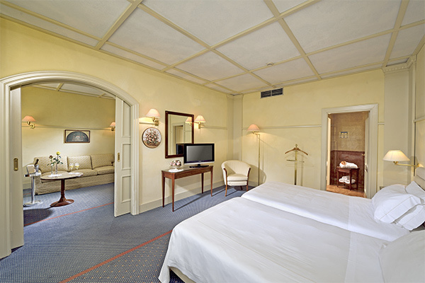 HOTEL DU LAC ET DU PARC 4* - Riva del Garda (TN) Immerso in un parco sulle rive del Lago di Garda