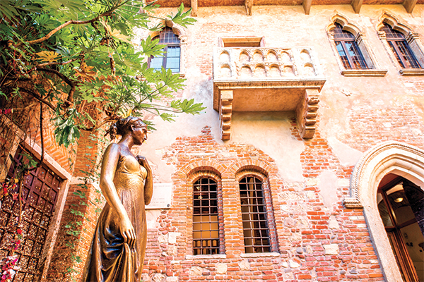 RELAIS DE CHARME IL SOGNO DI GIULIETTA + DEGUSTAZIONE DI VINI - Verona (VR) Degustazioni di vino & Relais all'interno del Balcone di Giulietta