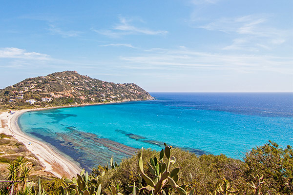 RESIDENCE CLUB ESSE TORRE DELLE STELLE - Villasimius (CA) Con una magnifica vista sul mare