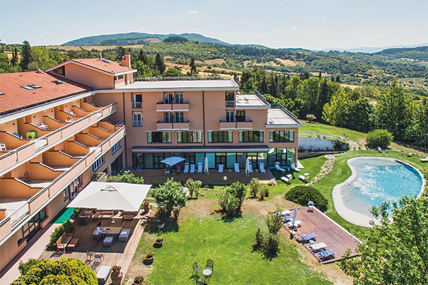 DEMIDOFF COUNTRY RESORT 4* - Vaglia (FI) Resort immerso tra le colline Fiorentine