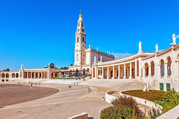 TOUR DEL PORTOGALLO - Da Lisbona a Fatima (Portogallo) Viaggio tra natura e arte