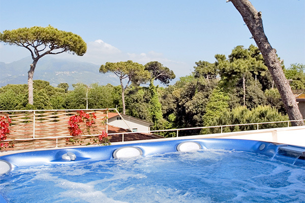 HOTEL VISCARDO 4* - Forte dei Marmi (LU) A 300 metri dal mare della Versilia
