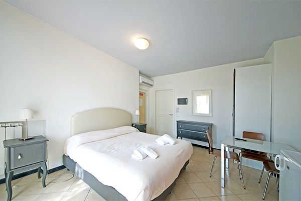 HOTEL VILLA GIADA RESORT - Imperia (IM) In un parco di 18.000 mq