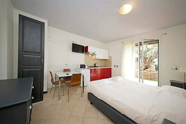 HOTEL VILLA GIADA RESORT - Imperia (IM) In un parco di 18.000 mq