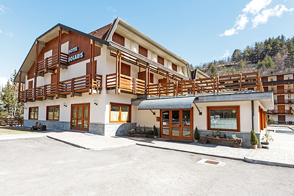 HOTEL SOLARIS 3* - Cesana Torinese (TO) Hotel 3* in Val di Susa