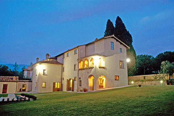 RELAIS TORRE SANTA FLORA 4* - Subbiano (AR) Hotel 4* in posizione strategica