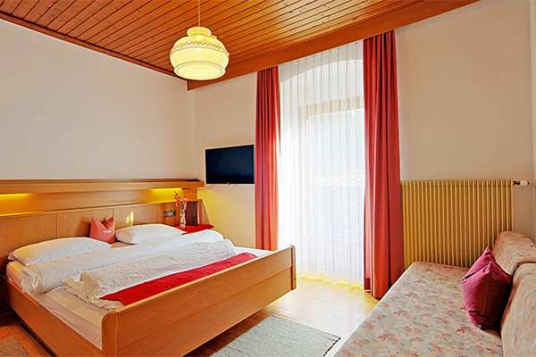 ALPIN NATUR HOTEL BRUCKELE 3*S - Braies (BZ) Hotel di lunga tradizione