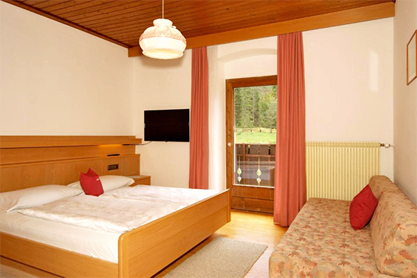 ALPIN NATUR HOTEL BRUCKELE 3*S - Braies (BZ) Hotel di lunga tradizione