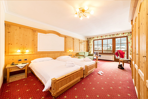 HOTEL GREIF - TH CORVARA 4* - Corvara in Badia (BZ) A 200 metri dalle piste, a 1850 metri di altitudine