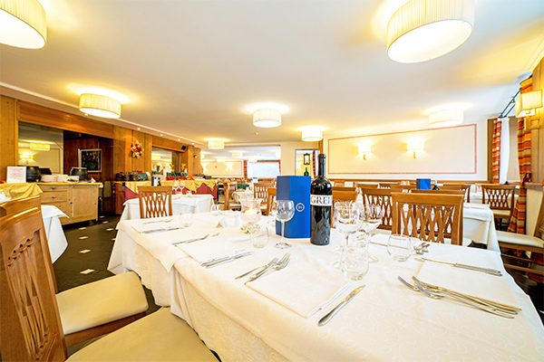 HOTEL GREIF - TH CORVARA 4* - Corvara in Badia (BZ) A 200 metri dalle piste, a 1850 metri di altitudine