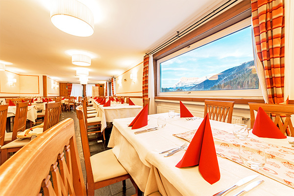 HOTEL GREIF - TH CORVARA 4* - Corvara in Badia (BZ) A 200 metri dalle piste, a 1850 metri di altitudine