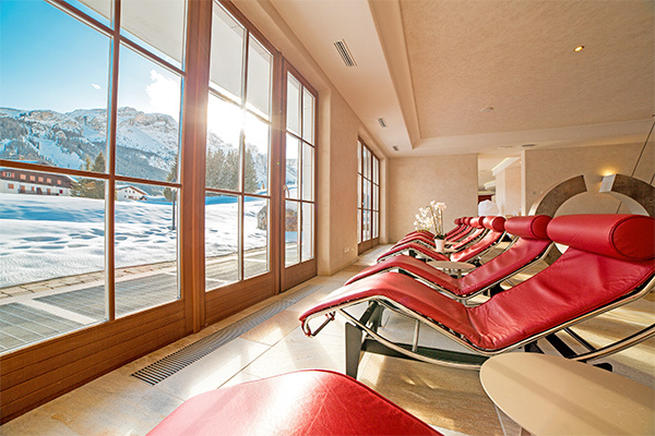 HOTEL GREIF - TH CORVARA 4* - Corvara in Badia (BZ) A 200 metri dalle piste, a 1850 metri di altitudine