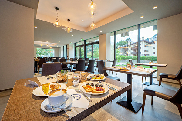 TH COURMAYEUR 4* - Courmayeur (AO) Ai piedi del monte Bianco