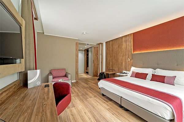 TH COURMAYEUR 4* - Courmayeur (AO) Ai piedi del monte Bianco