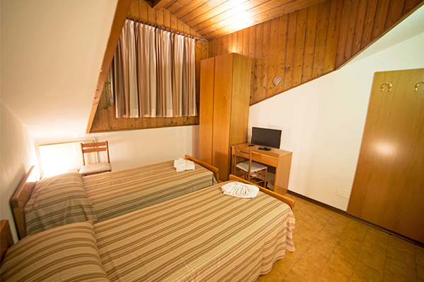 CASA MONTANA SANTA MADDALENA - San Vito di Cadore (BL) Direttamente in centro a san Vito di Cadore