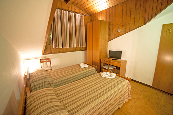 CASA MONTANA SANTA MADDALENA - San Vito di Cadore (BL) Direttamente in centro a san Vito di Cadore