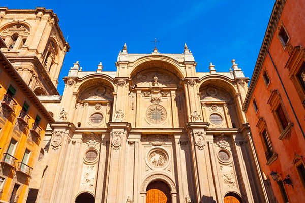Un tour nell’incantevole Andalusia, tra arte, storia e tradizioni senza tempo