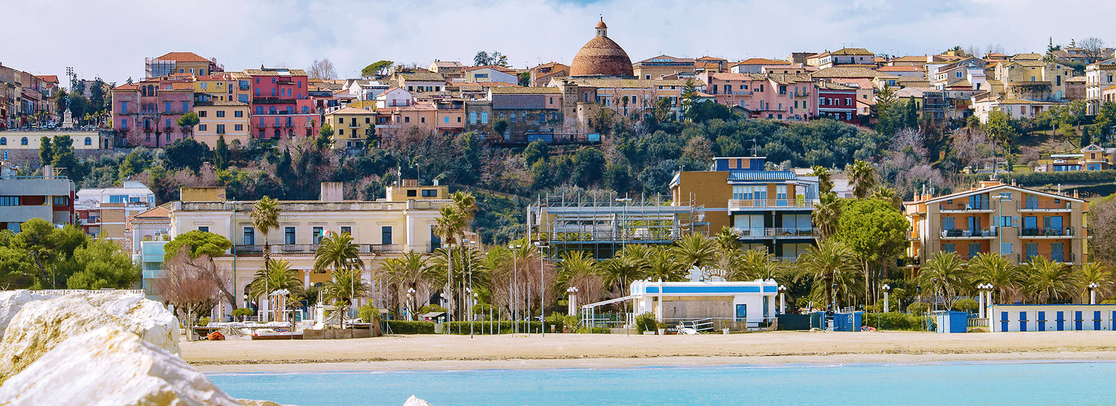 RESORT DI LUSSO FINO A 6 POSTI LETTO