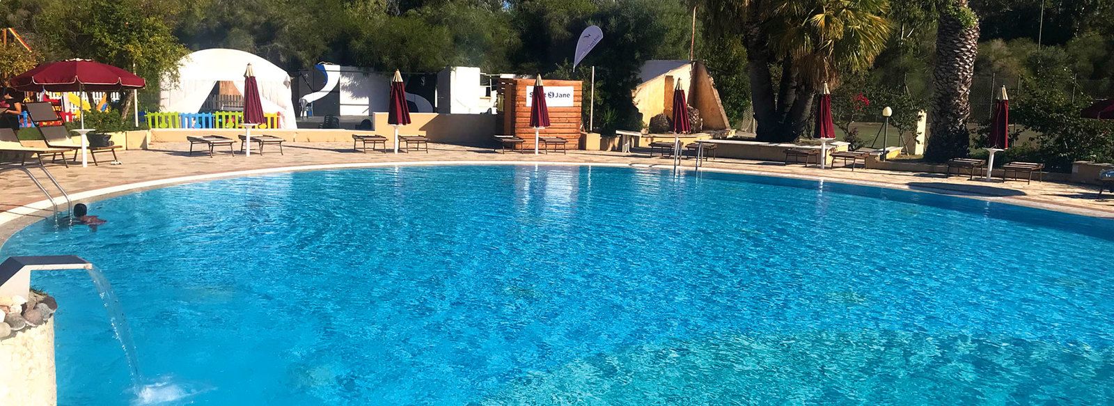 Villaggio 4* a 400 metri dal mare di Cala Sinzias