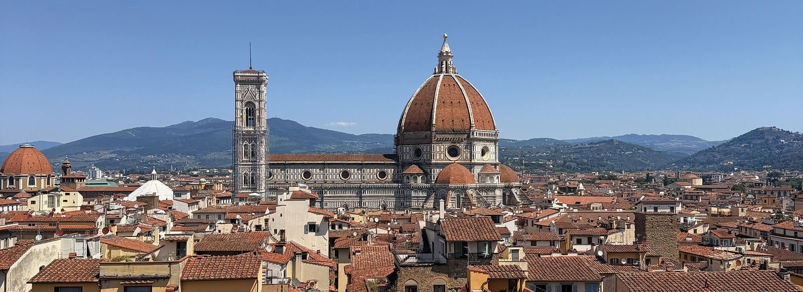 A 450 metri dalla Basilica di Santa Croce