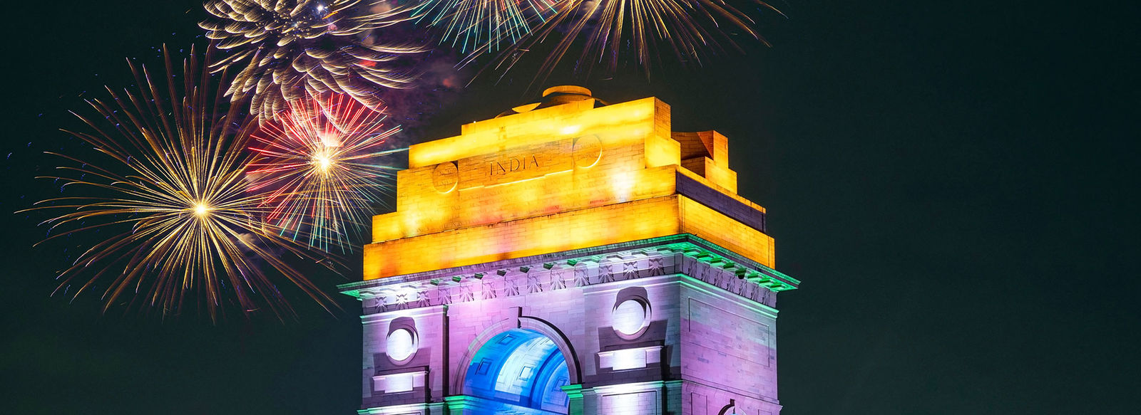 Accendi il nuovo anno con i colori dell’India
