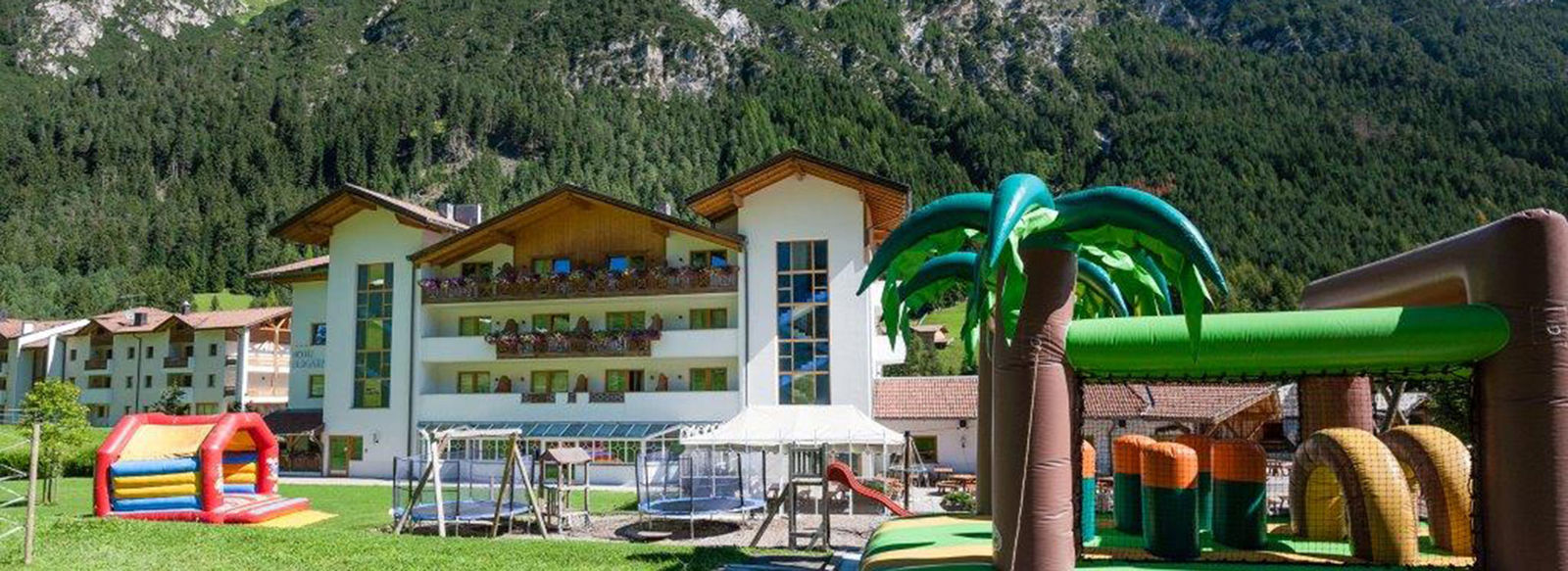 HOTEL BERGKRISTALL  - Colle Isarco (BZ) Nella natura incontaminata della Val di Fleres