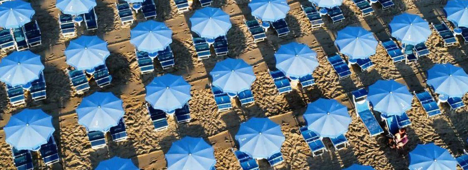Oasi di pace tra ulivi secolari, palme e aceri