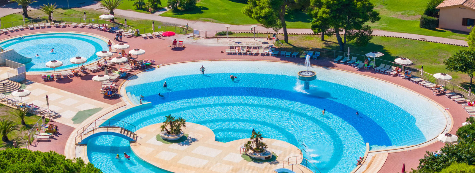 Parco piscine con giochi d'acqua