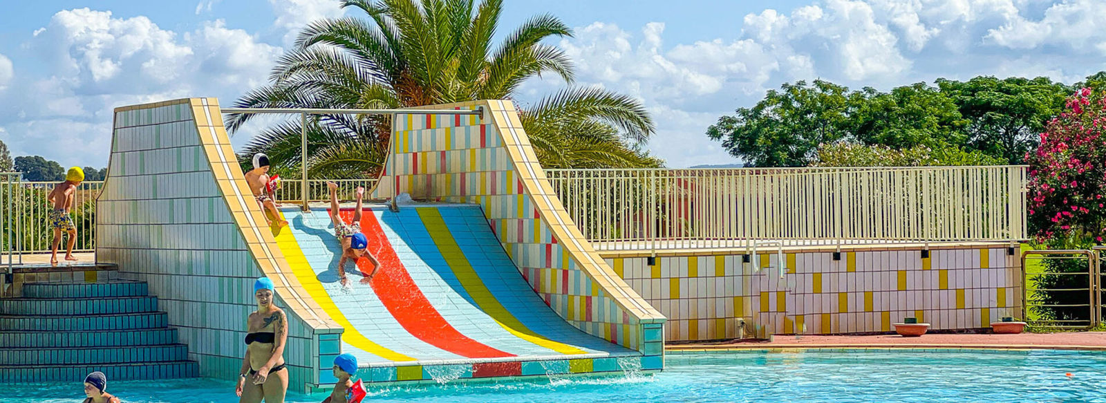 Parco piscine con giochi d'acqua