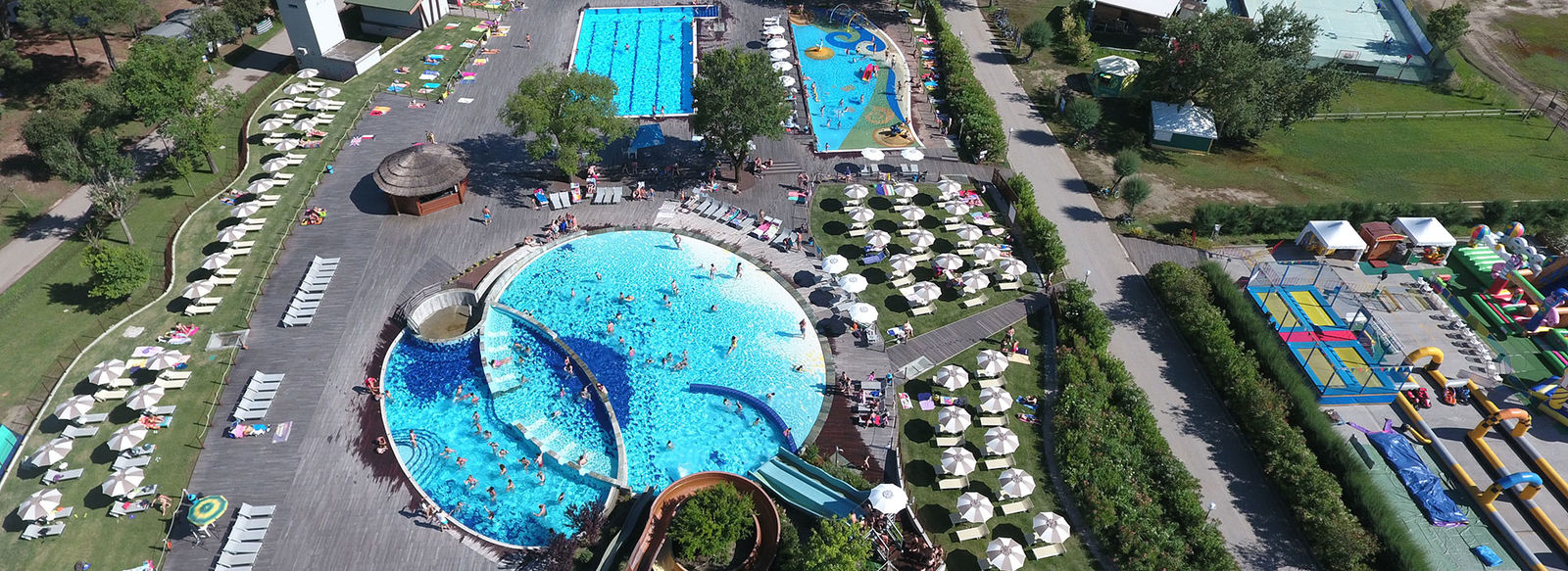 Immerso nel verde sulla Riviera Romagnola