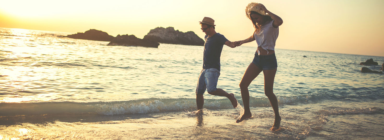 Fronte mare, in una pineta secolare