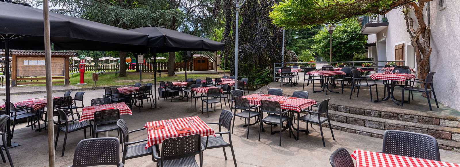 Sul Lago di Levico, immerso nella natura