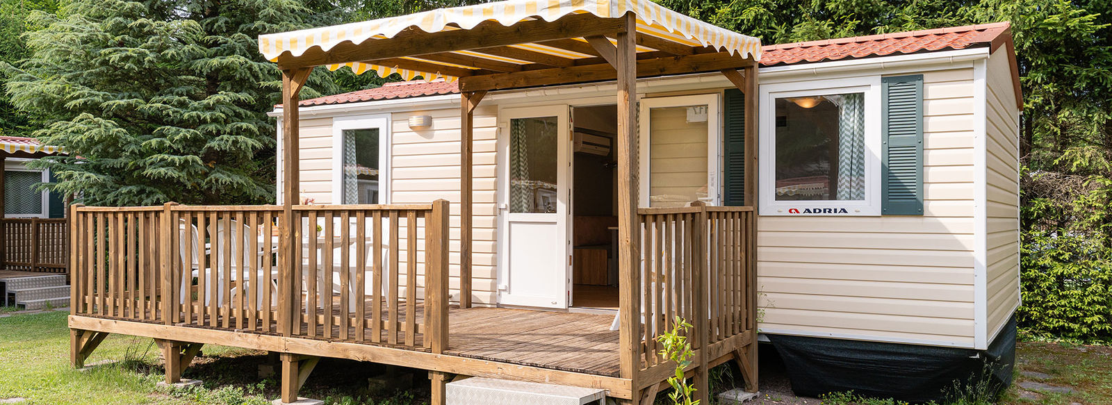 Sul Lago di Levico, immerso nella natura
