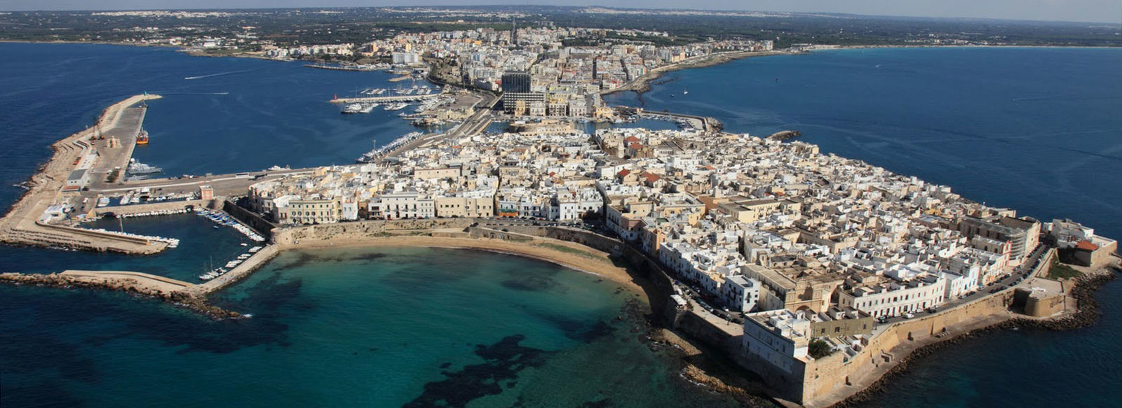 Posizione centrale, vicino al mare