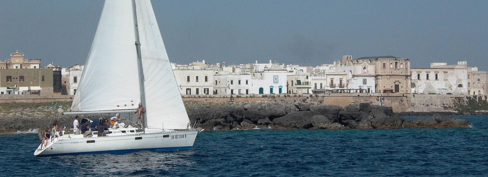 Posizione centrale, vicino al mare