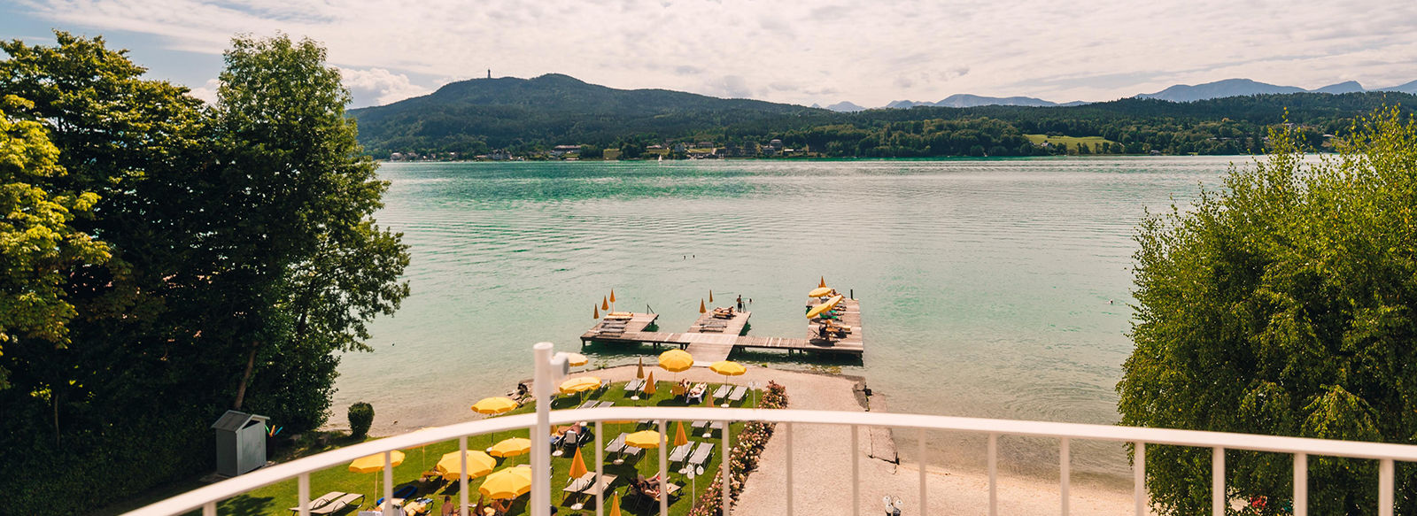 Benessere e confort fronte lago