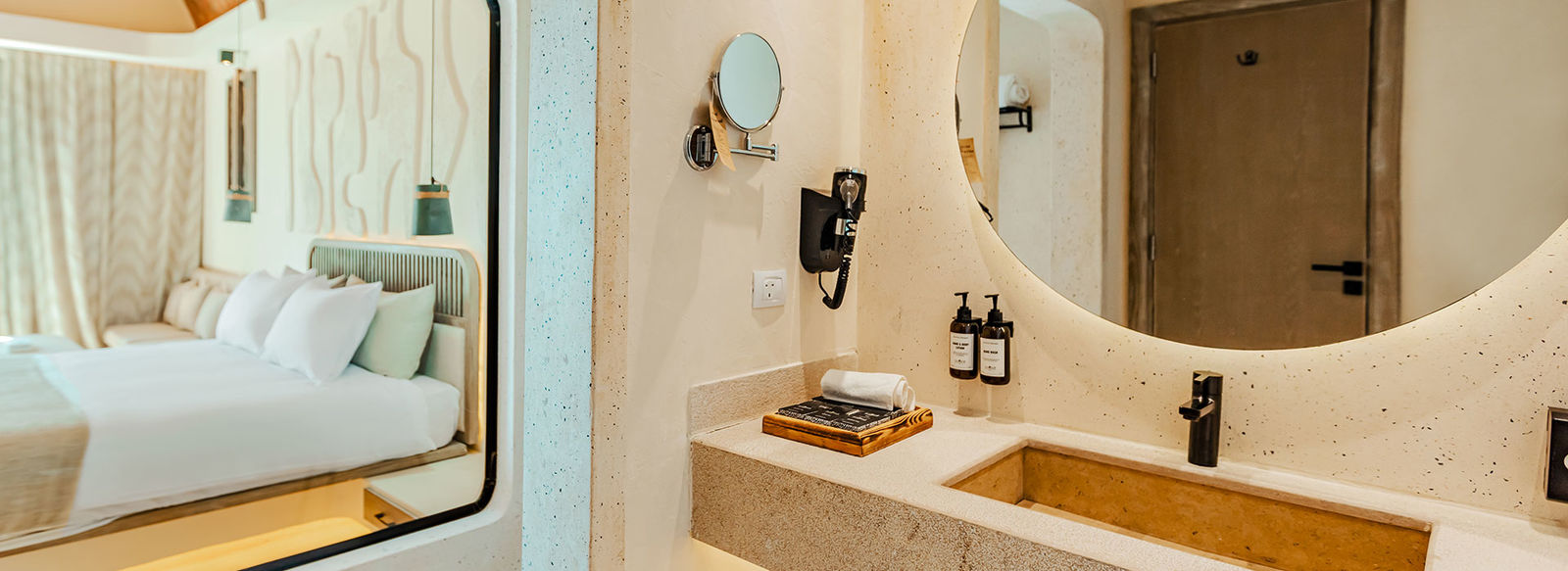 Barriera corallina incontaminata