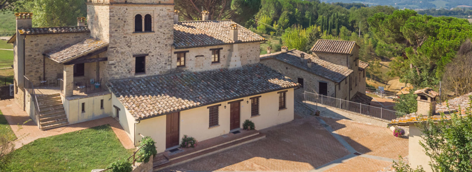 Family hotel, immerso nella natura